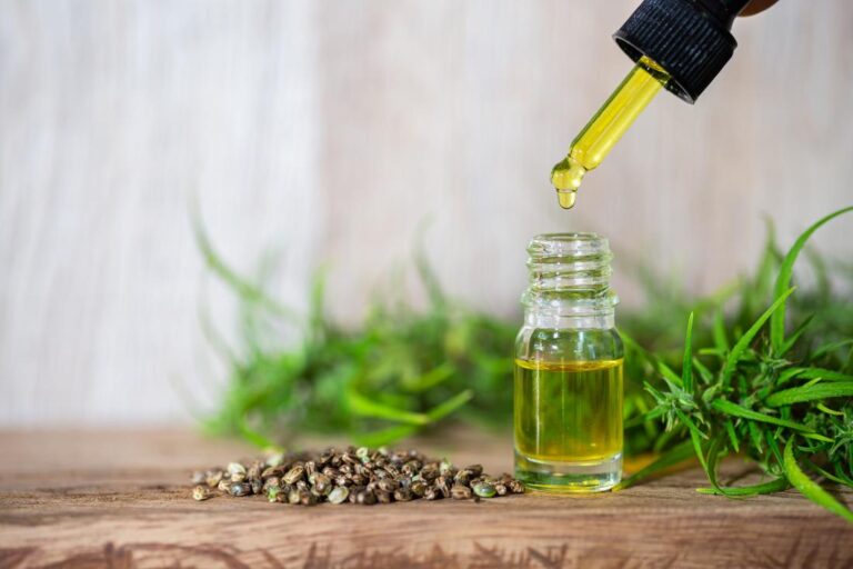Does CBD Oil Interact With Vitamins? A Supplement Safety Guide